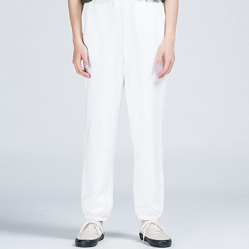 モデル身長:184cm<br />
着用サイズ:Lサイズ