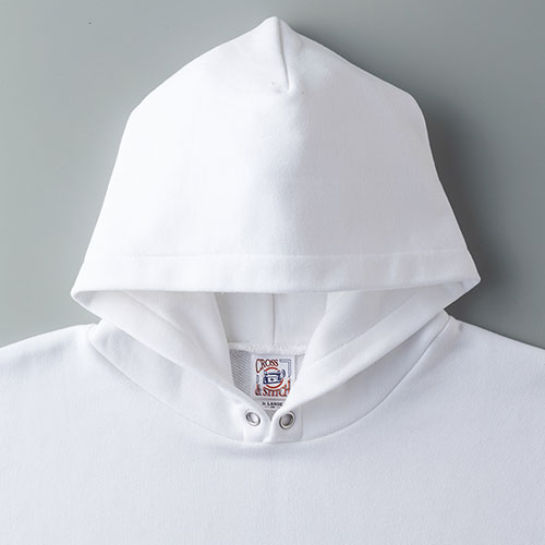 子供サイズ(JS110〜JL150)は、フードの紐はついておりません