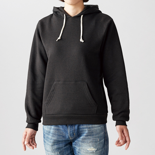 モデル身長165㎝、XSサイズ着用