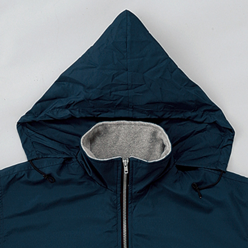 襟にフード収納