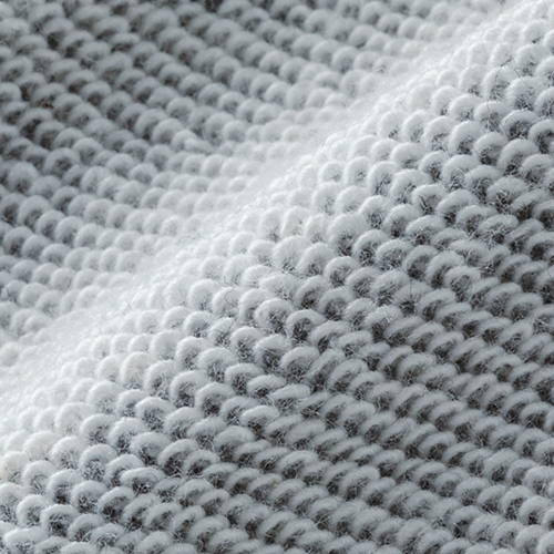 裏面がパイル状。弾力性、吸水性に優れている。