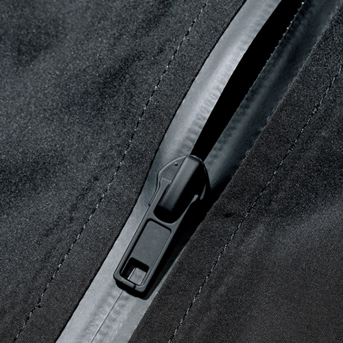 止水ファスナーを使用