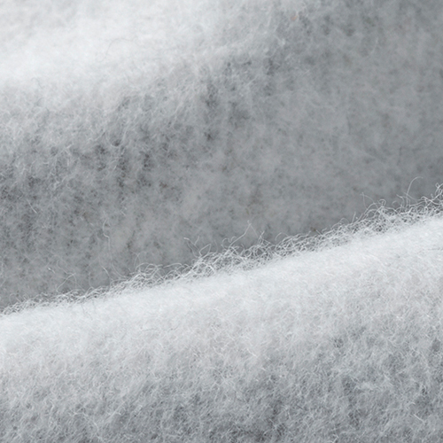 裏起毛で保温性が高く、手触りが柔らか。