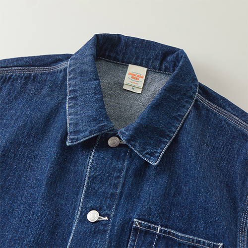 左胸ポケット付き(ペン差 しあり)