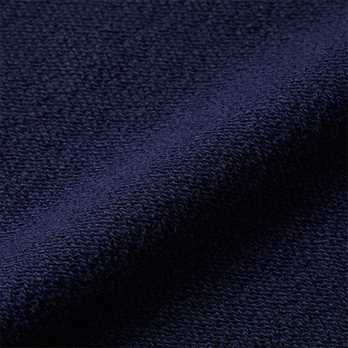 裏地は伸縮性と吸水性のある裏パイル(裏毛)仕様<br />