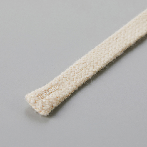 ひも先は閂止め始末