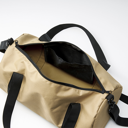 内ポケット付き